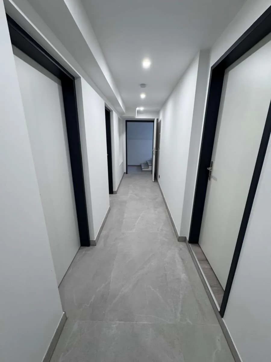 5-Zimmer-Gewerbeimmobilie mieten in Mödling – 100 m², € 2.000 – Bild 35 von 42