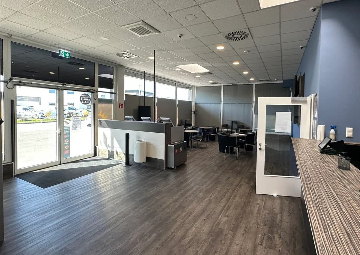 6-Zimmer-Gewerbeimmobilie mieten in Eisenstadt – 260 m², € 2.950 – Bild 4 von 9