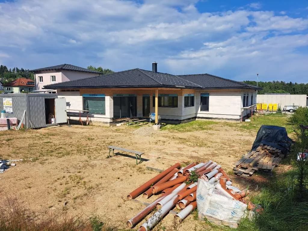 4-Zimmer-Haus kaufen in Gmünd – 143 m², € 255.000 – Bild 1 von 14