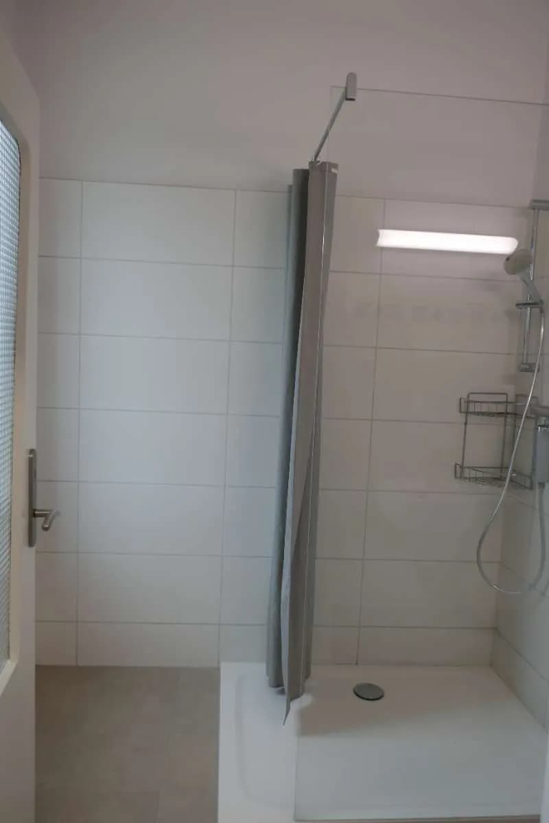 5-Zimmer-Wohnung kaufen in Vöcklabruck – 101 m², € 279.000 – Bild 7 von 9