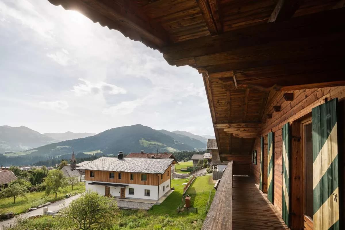 16-Zimmer-Gewerbeimmobilie kaufen in Kitzbühel – 557 m², € 1.650.000 – Bild 6 von 13
