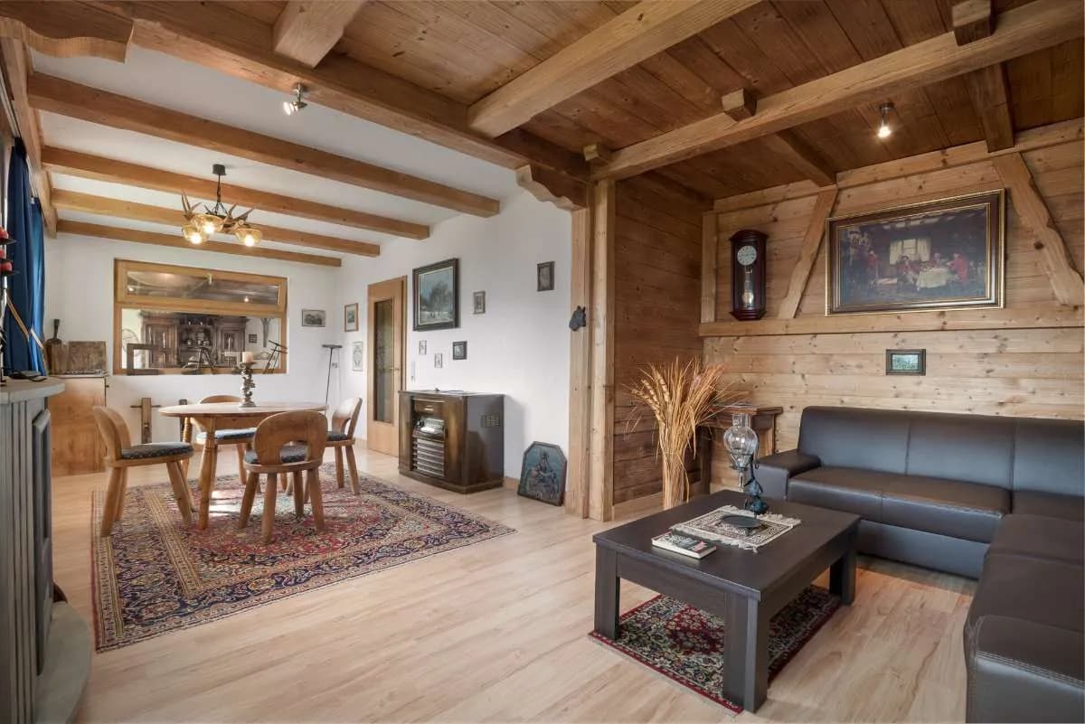 16-Zimmer-Gewerbeimmobilie kaufen in Kitzbühel – 557 m², € 1.650.000 – Bild 11 von 13