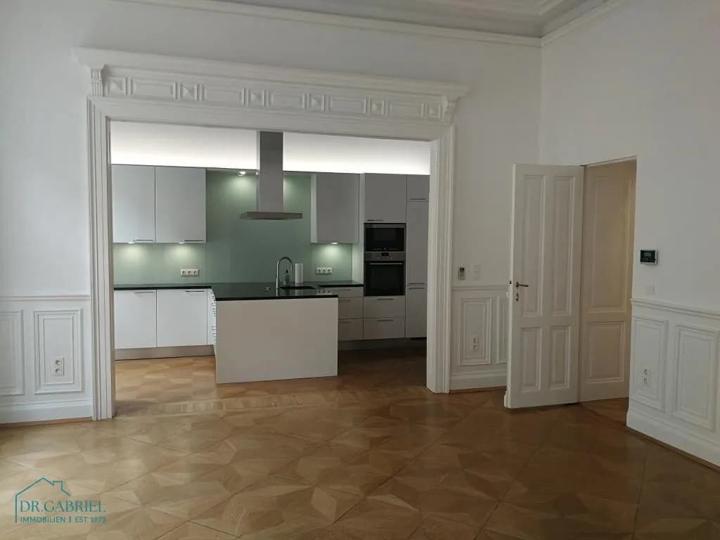 6-Zimmer-Wohnung mieten in Wien – 201,24 m², € 3.700 – Bild 1 von 14