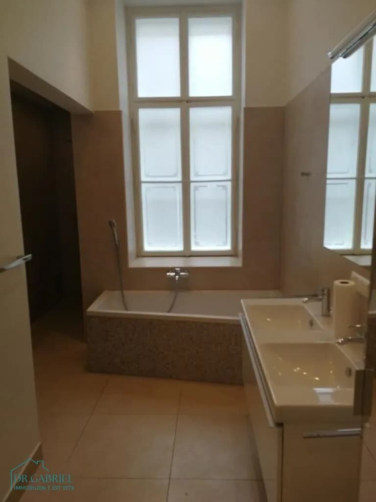 6-Zimmer-Wohnung mieten in Wien – 201,24 m², € 3.700 – Bild 11 von 14