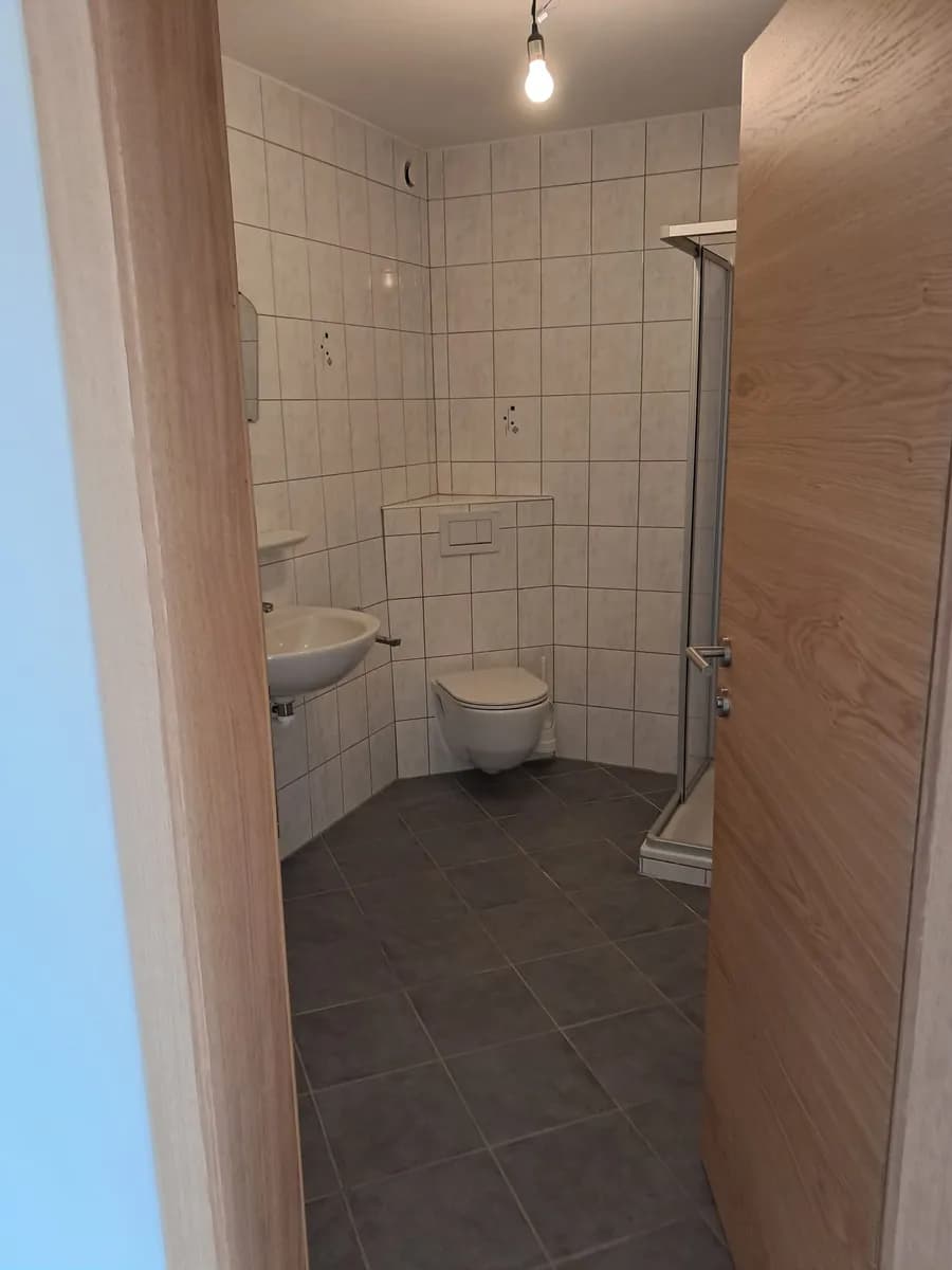 2-Zimmer-Wohnung mieten in Vöcklabruck – 50 m², € 810 – Bild 15 von 18