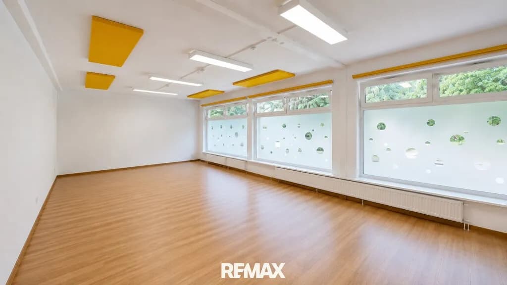 3-Zimmer-Gewerbeimmobilie mieten in Landeck – 170 m² – Bild 8 von 11