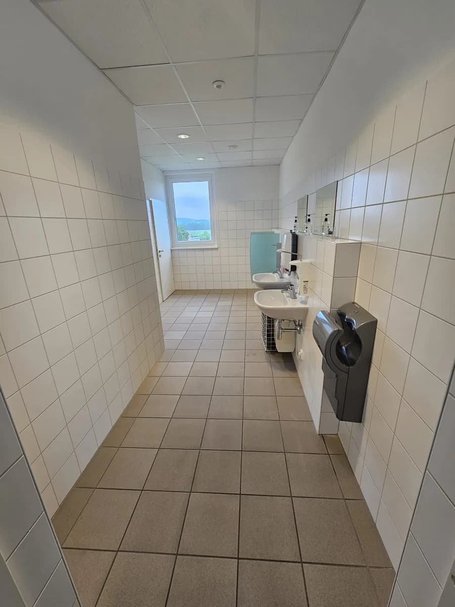 Gewerbeimmobilie mieten in Linz Land – 394 m², € 4.274 – Bild 4 von 12