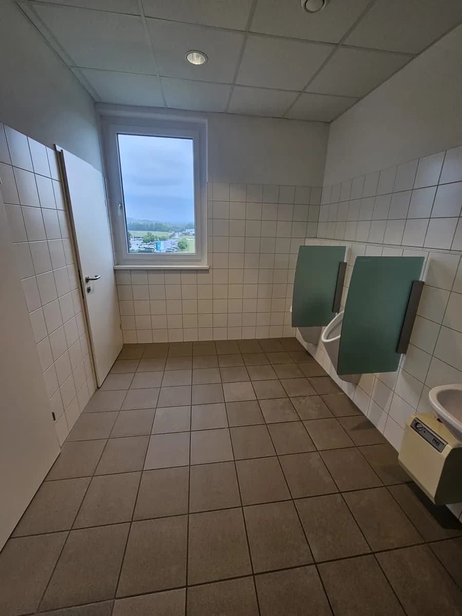 Gewerbeimmobilie mieten in Linz Land – 394 m², € 4.274 – Bild 9 von 12