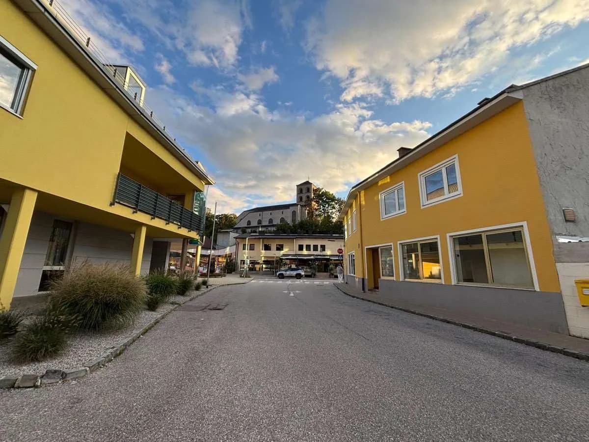 Gewerbeimmobilie mieten in Neunkirchen – 43 m², € 550 – Bild 3 von 11