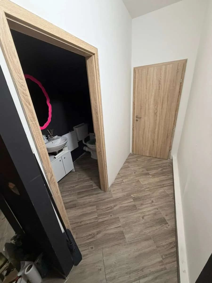 Gewerbeimmobilie mieten in Neunkirchen – 43 m², € 550 – Bild 7 von 11