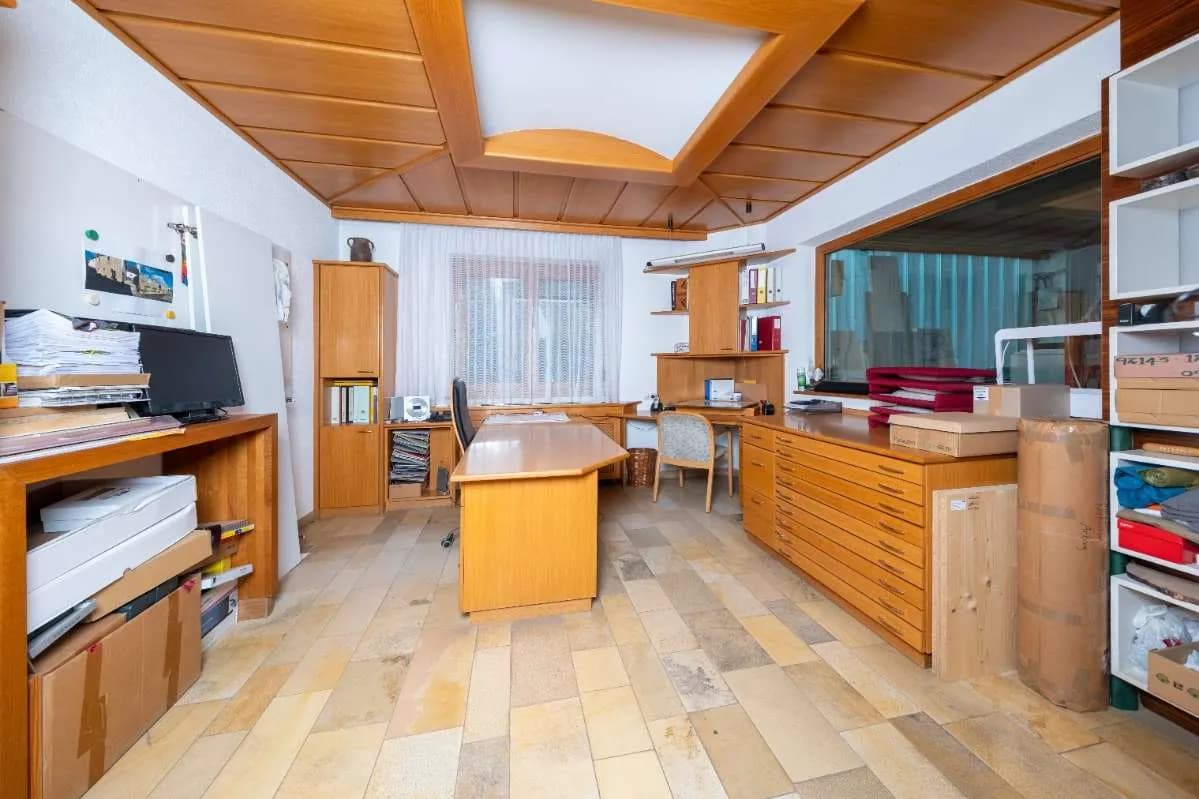 Gewerbeimmobilie mieten in Perg – 1 288 m², € 6.200 – Bild 2 von 7
