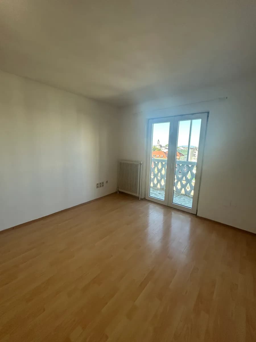 1-Zimmer-Wohnung mieten in Wiener Neustadt – 30 m², € 580