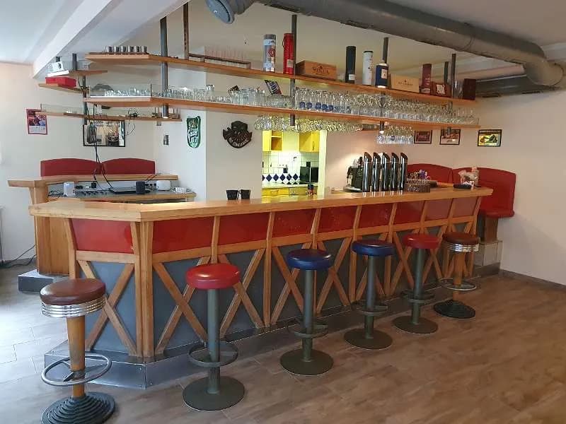 14-Zimmer-Wohnung mieten in Weiz – 450 m², € 30 – Bild 2 von 31