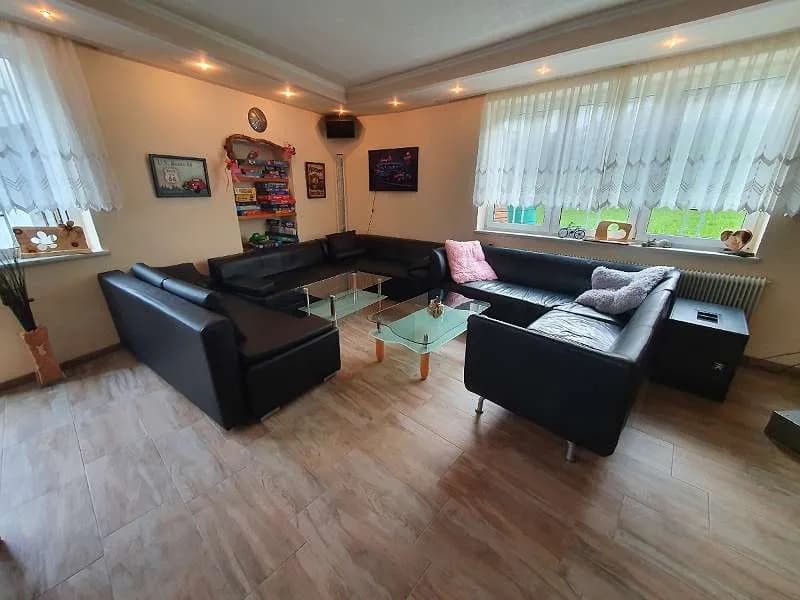14-Zimmer-Wohnung mieten in Weiz – 450 m², € 30 – Bild 5 von 31