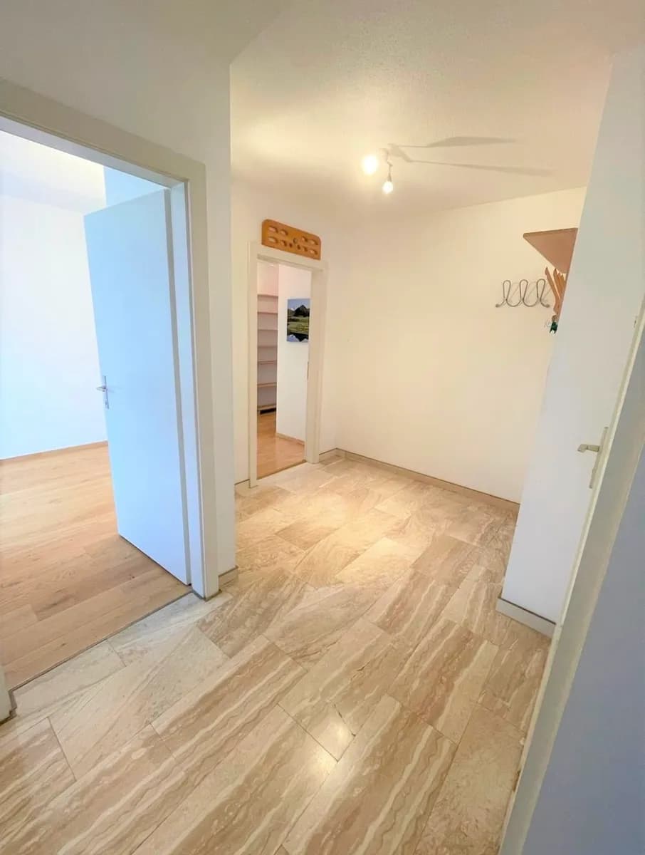 3-Zimmer-Wohnung mieten in Innsbruck-Land – 96 m², € 1.700 – Bild 2 von 12