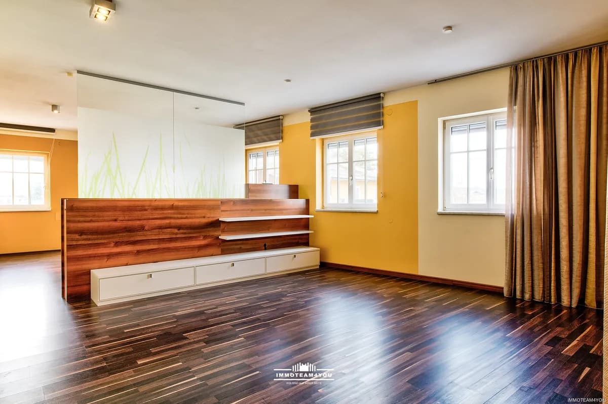3-Zimmer-Gewerbeimmobilie mieten in Salzburg-Umgebung – 146 m², € 1.970 – Bild 2 von 10