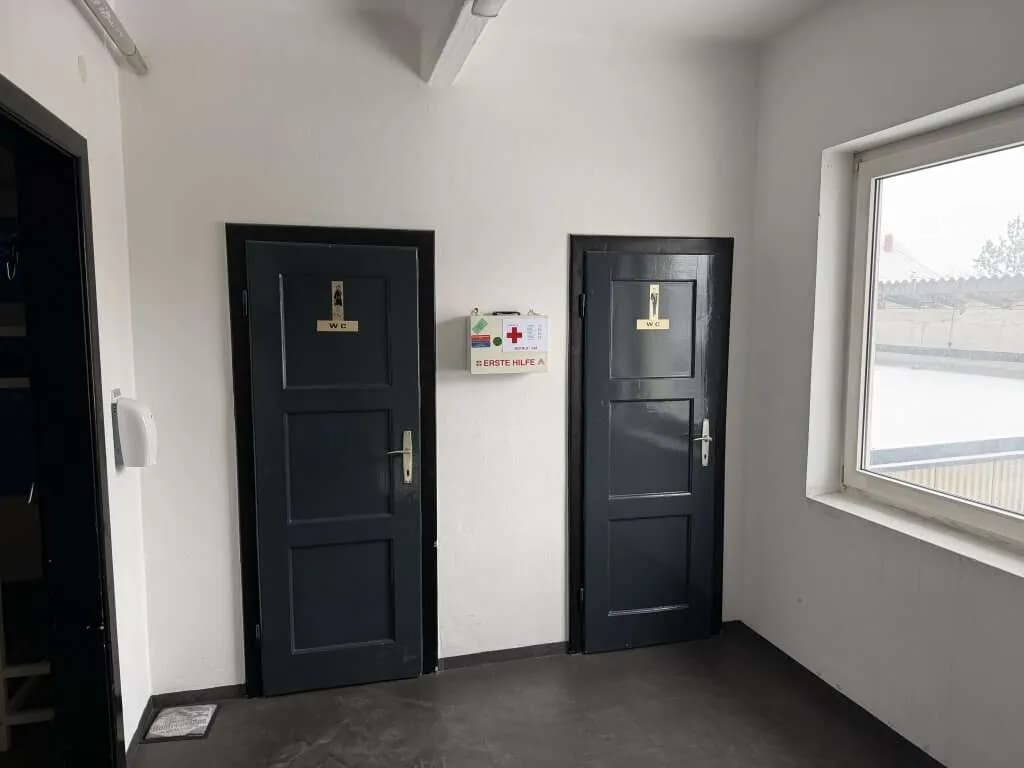 Gewerbeimmobilie mieten in Wels – 100 m² – Bild 8 von 17
