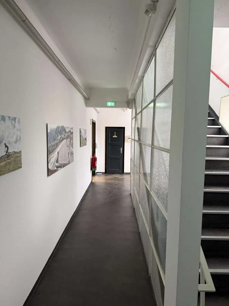 Gewerbeimmobilie mieten in Wels – 100 m² – Bild 9 von 17