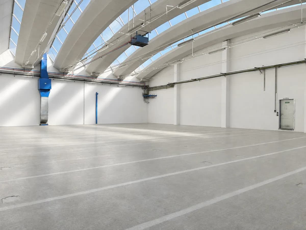 Immobilie mieten in Feldkirch – 1 028 m² – Bild 1 von 10