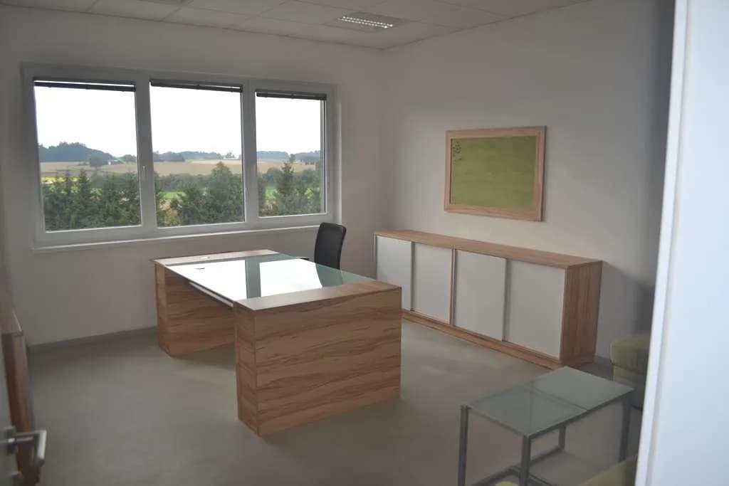 1-Zimmer-Gewerbeimmobilie mieten in Wels-Land – 1 836 m², € 212 – Bild 3 von 6