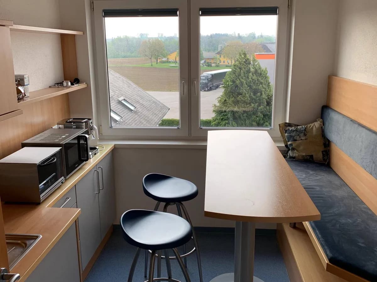 1-Zimmer-Immobilie mieten in Wels-Land – 37 m², € 312 – Bild 6 von 7