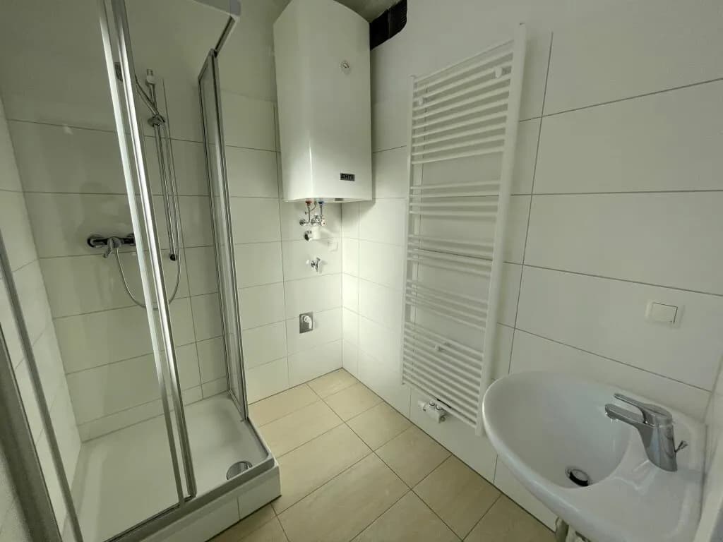 2-Zimmer-Wohnung mieten in Leoben – 64,51 m², € 472 – Bild 5 von 9