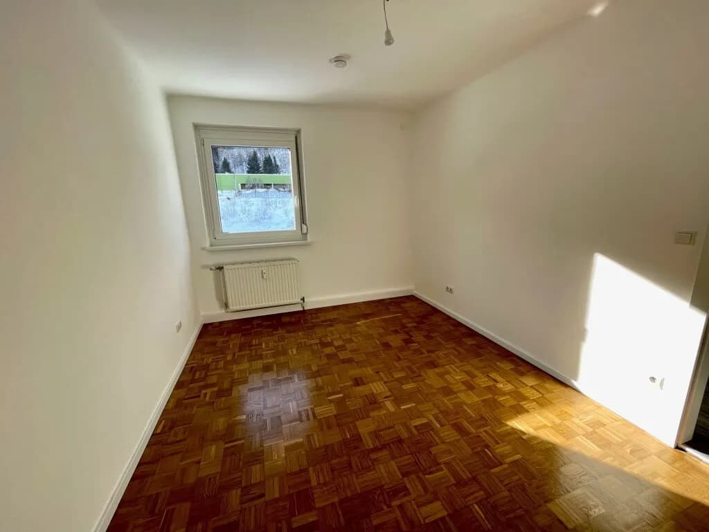 2-Zimmer-Wohnung mieten in Leoben – 64,51 m², € 472 – Bild 8 von 9