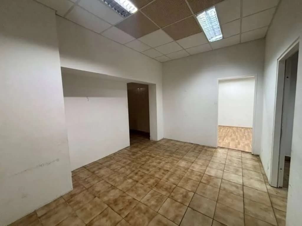 Gewerbeimmobilie mieten in Wien – 111 m², € 900 – Bild 3 von 11