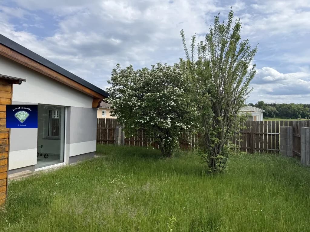 5-Zimmer-Haus kaufen in Neunkirchen – 146 m², € 469.000 – Bild 1 von 16