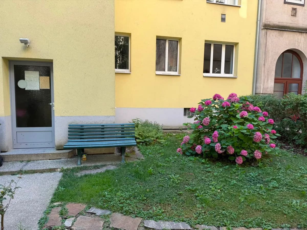 2-Zimmer-Wohnung kaufen in Wien – 49 m², € 170.000 – Bild 1 von 14