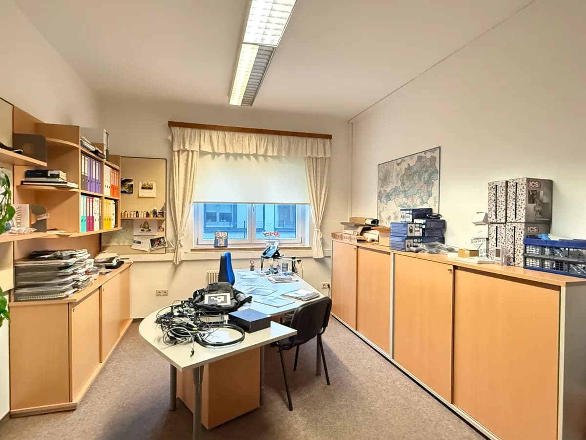 Immobilie mieten in Wels-Land – 500 m², € 5.400 – Bild 7 von 10