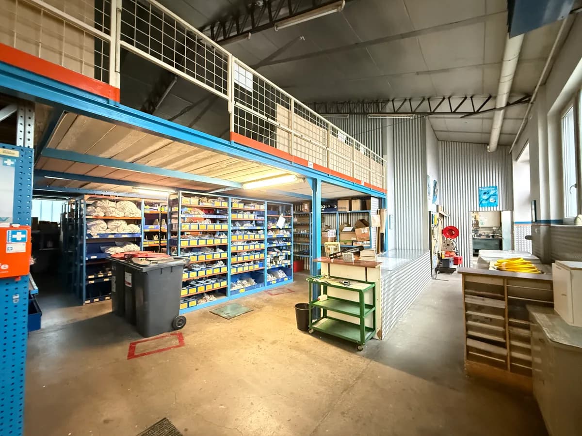 Immobilie mieten in Wels-Land – 500 m², € 5.400 – Bild 9 von 10