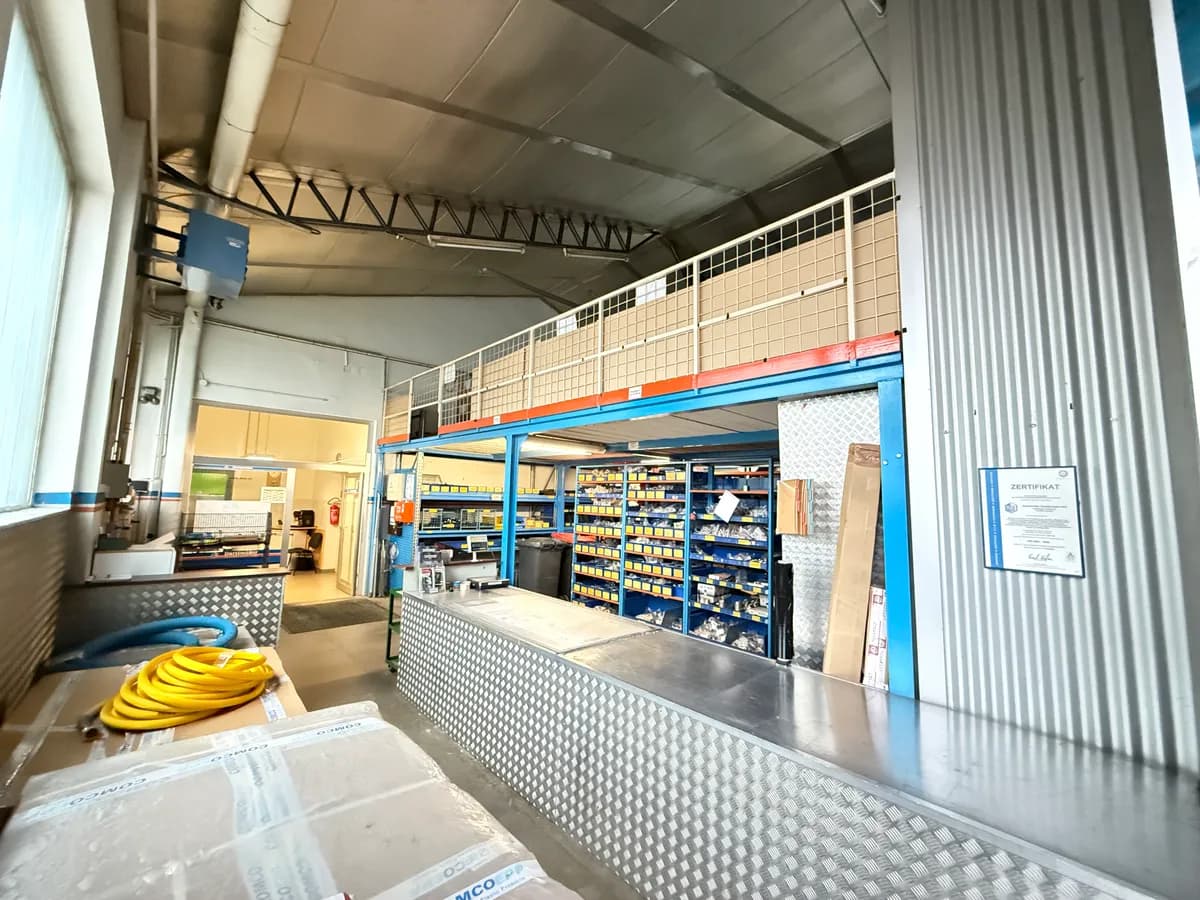 Immobilie mieten in Wels-Land – 500 m², € 5.400 – Bild 10 von 10