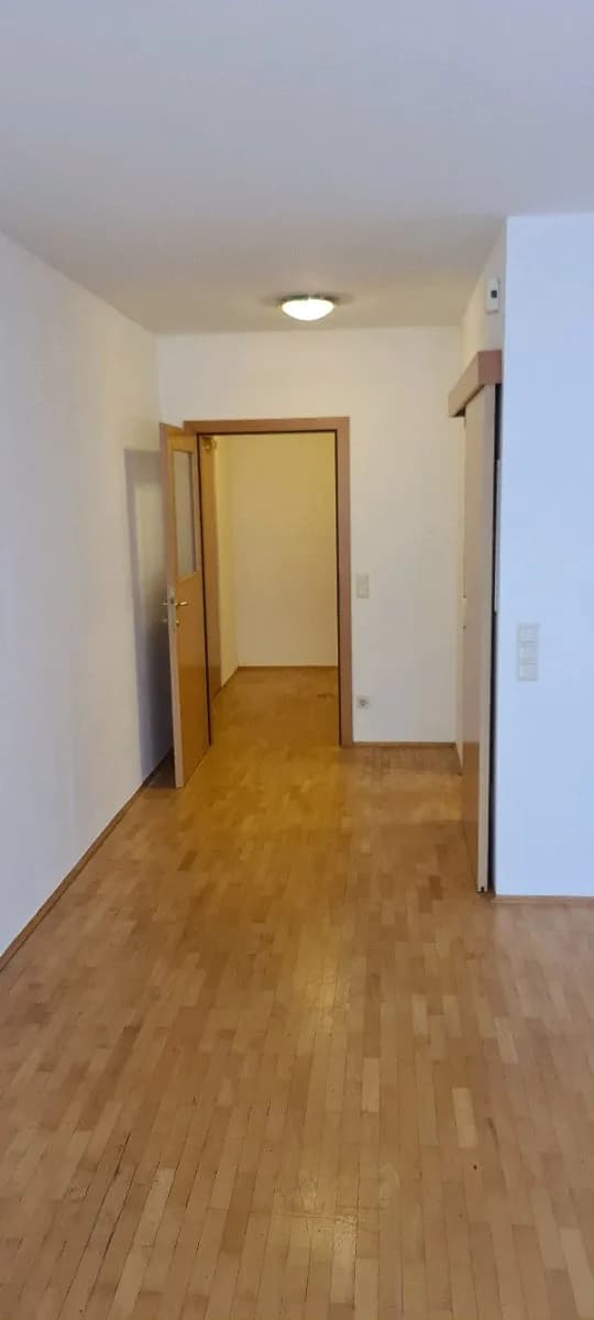 1-Zimmer-Wohnung mieten in Graz – 50 m², € 630 – Bild 2 von 10