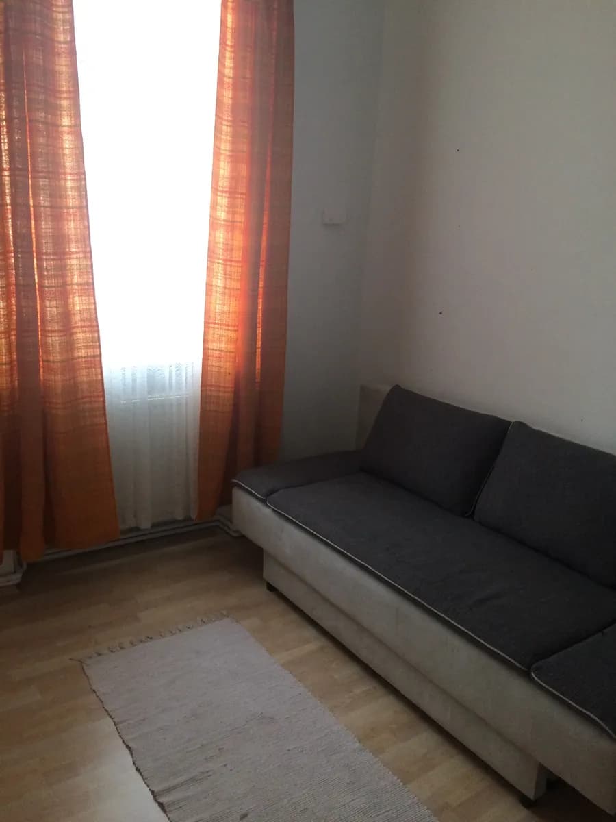 4-Zimmer-Wohnung mieten in Wien – 56 m², € 490 – Bild 3 von 12
