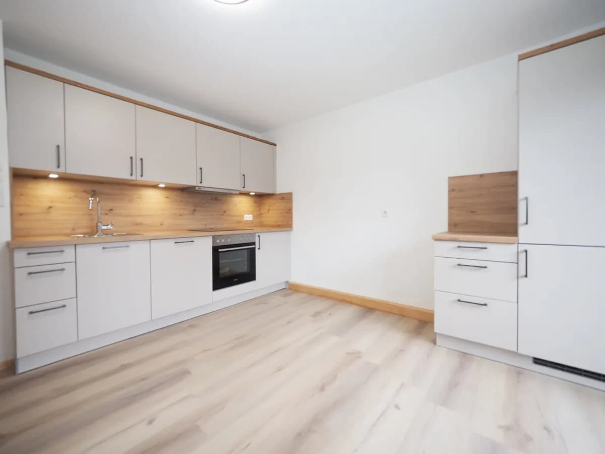 3-Zimmer-Wohnung mieten in Vöcklabruck – 49,4 m², € 850 – Bild 2 von 8