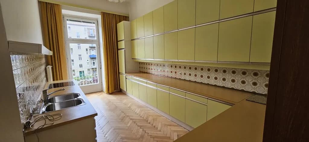 4-Zimmer-Wohnung mieten in Graz – 133 m², € 1.252 – Bild 6 von 12