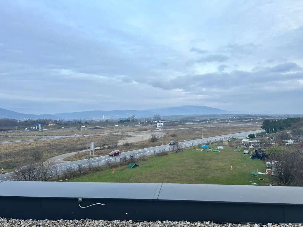 Gewerbeimmobilie mieten in Baden – 280 m², € 6.731 – Bild 6 von 15