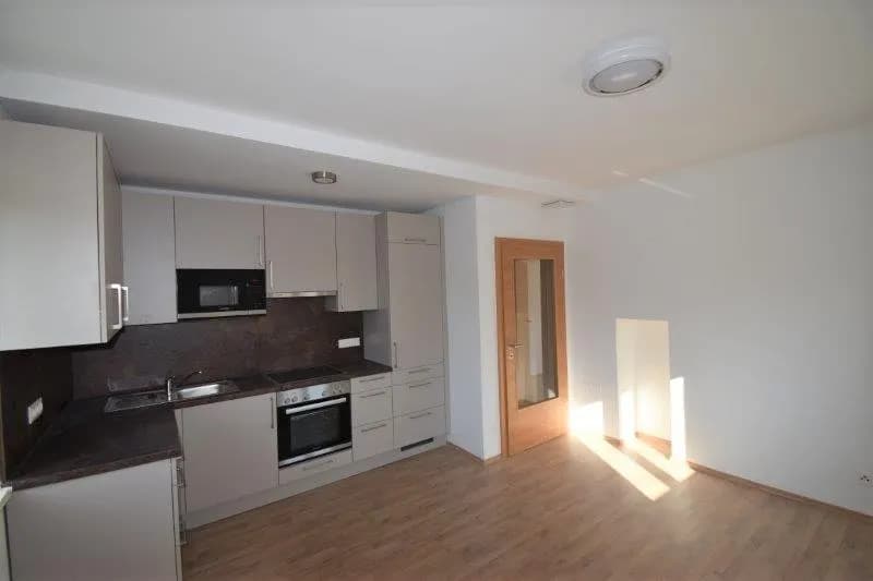 2-Zimmer-Wohnung mieten in Wiener Neustadt – 69,55 m², € 969