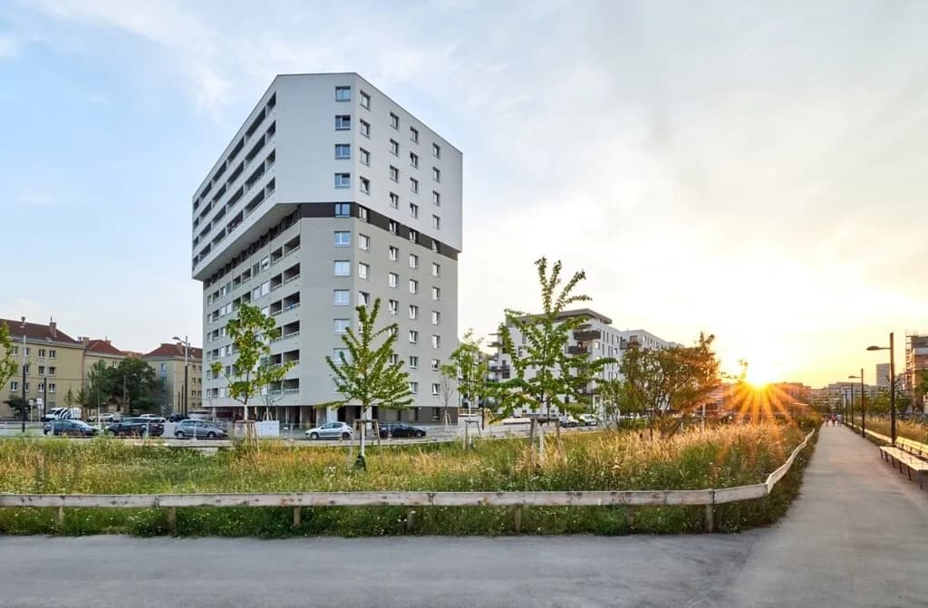 4-Zimmer-Wohnung mieten in Wien – 92,22 m², € 1.746