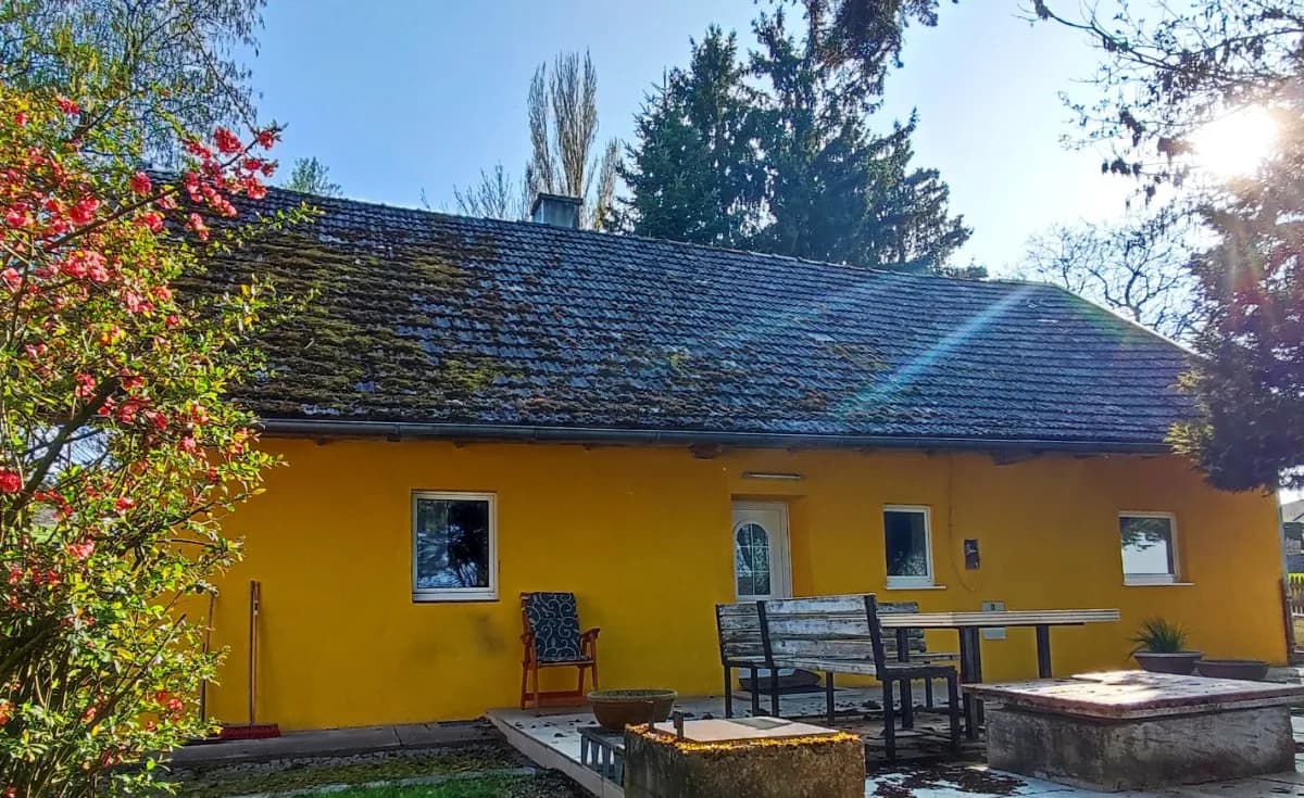 Haus kaufen in Wels-Land – 200 m², € 285.000