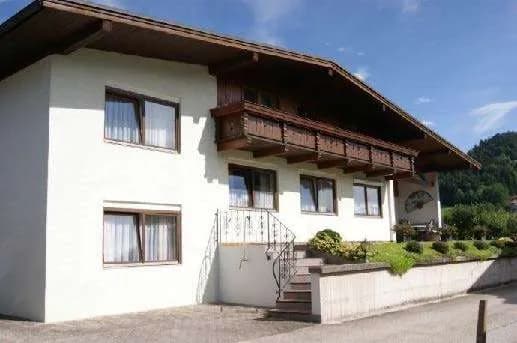 2-Zimmer-Wohnung mieten in Kufstein – 27 m², € 410