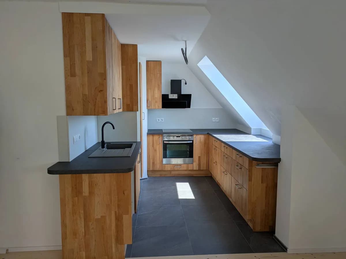 4-Zimmer-Wohnung mieten in Graz – 100 m², € 1.220