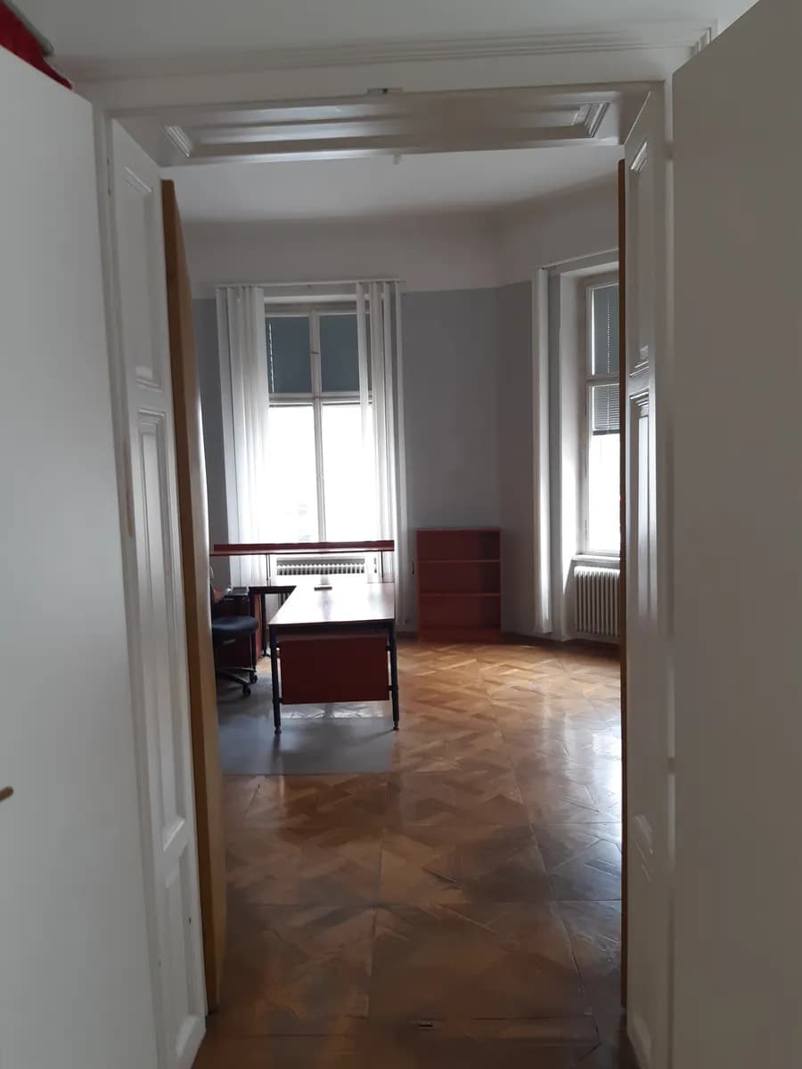6-Zimmer-Wohnung mieten in Graz – 180 m², € 2.675