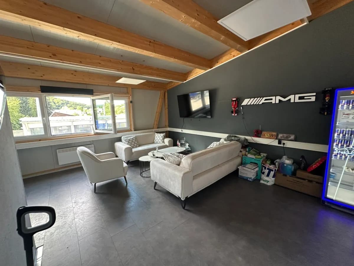 1-Zimmer-Gewerbeimmobilie mieten in Mödling – 150 m², € 1.800
