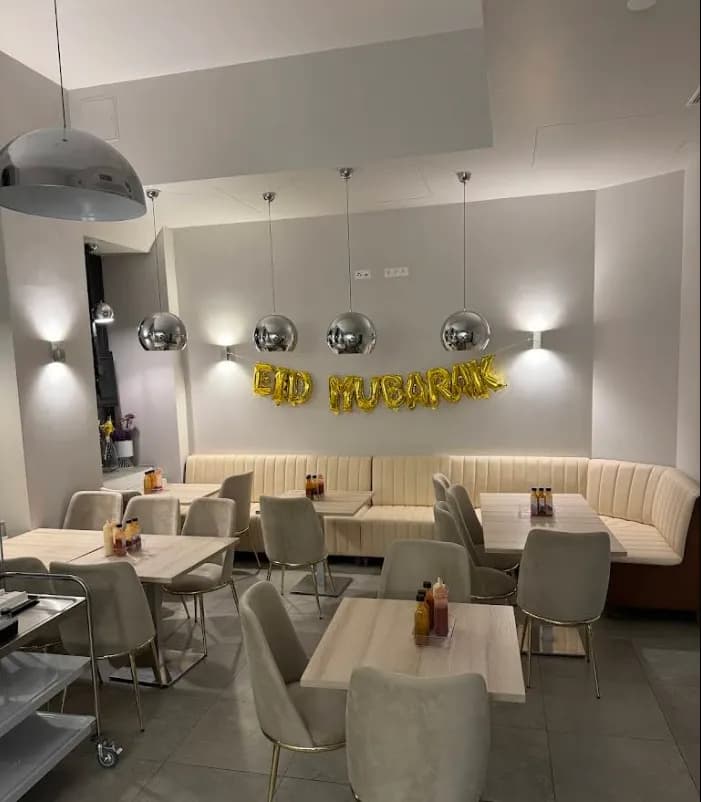 Gewerbeimmobilie mieten in Wien – 157 m², € 3.223