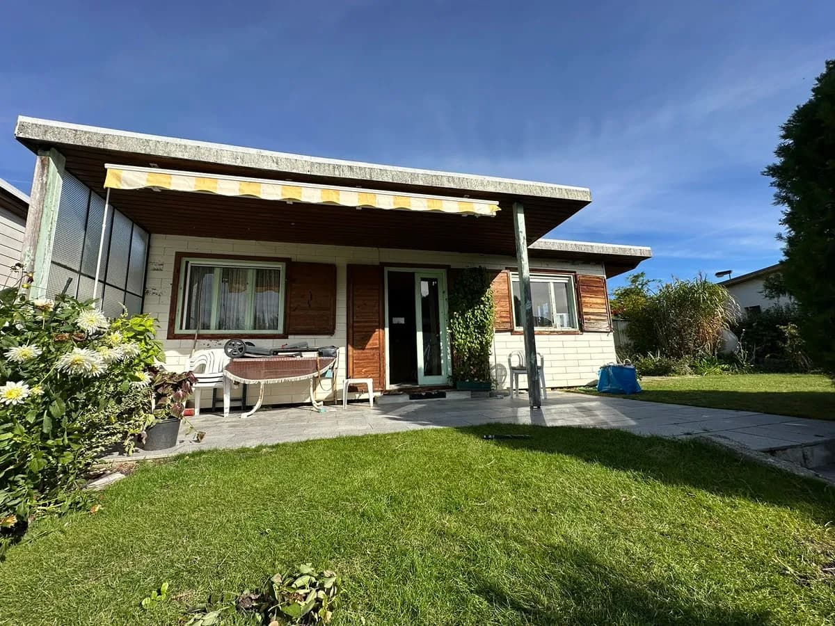 Grundstück kaufen in Baden – 182 m², € 200.000