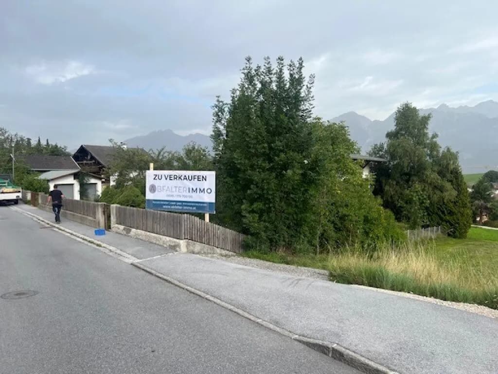 Grundstück kaufen in Innsbruck-Land – 1 296 m², € 1.450.000
