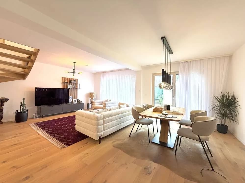 4-Zimmer-Haus mieten in Wien – 130,87 m², € 3.950
