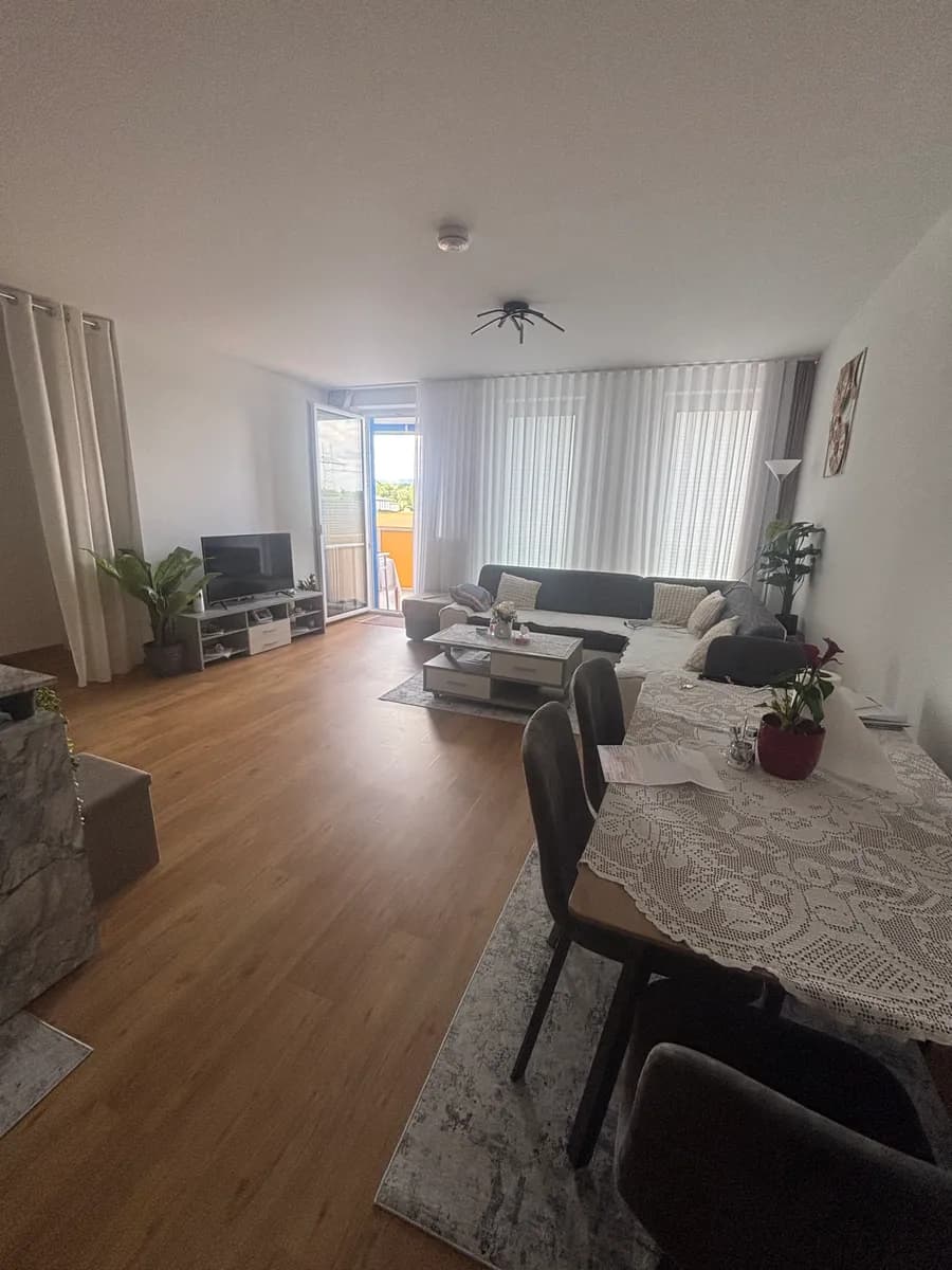 3-Zimmer-Wohnung mieten in Amstetten – 88 m², € 895